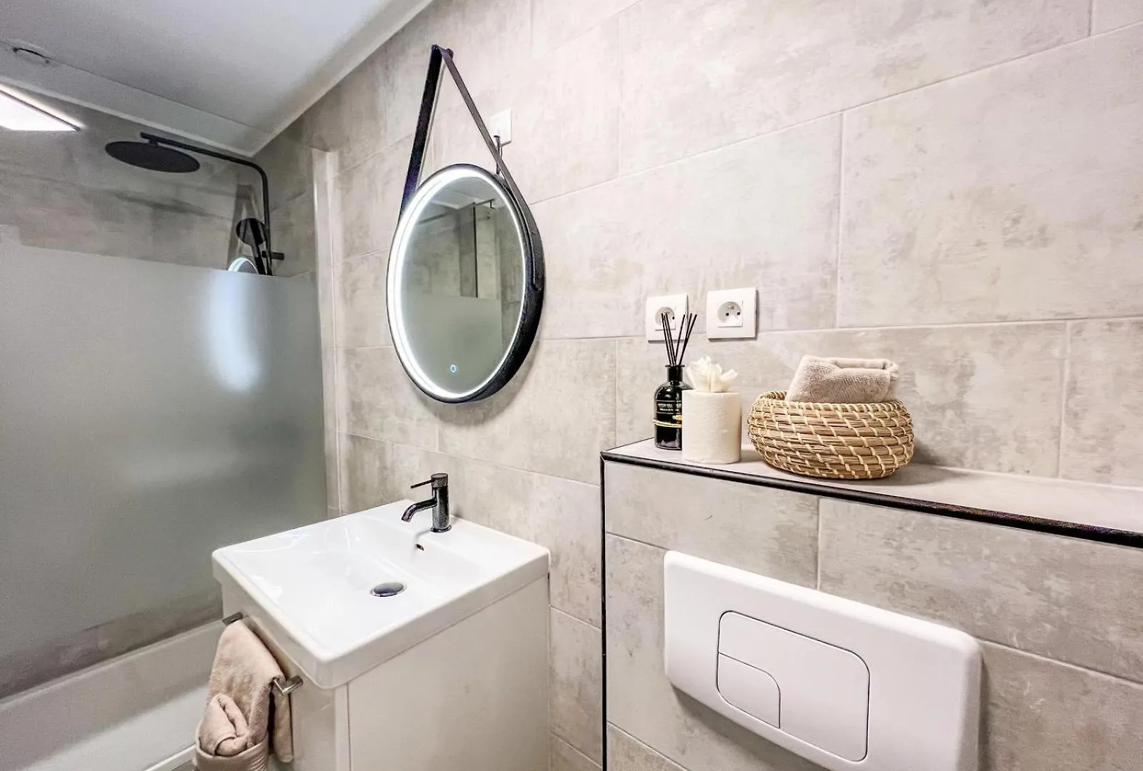 Appartement Charmant T2 Au Coeur De La Ville Tarbes